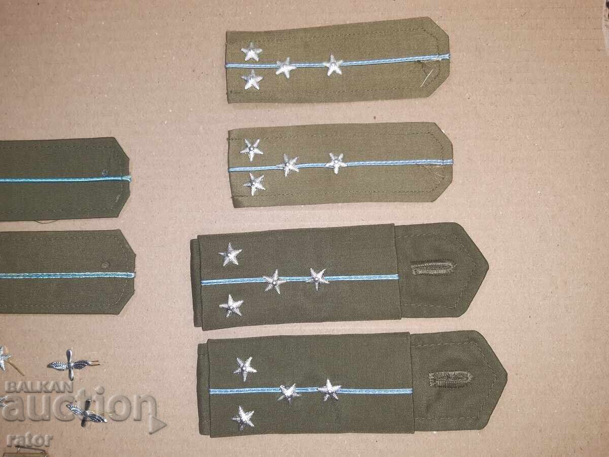 Παλιά στρατιωτικά επιθέματα Πολεμικής Αεροπορίας, αεροπορία, ΒΝΑ, ΛΔΒ με τιμή 14.00 BGN | € 7.16