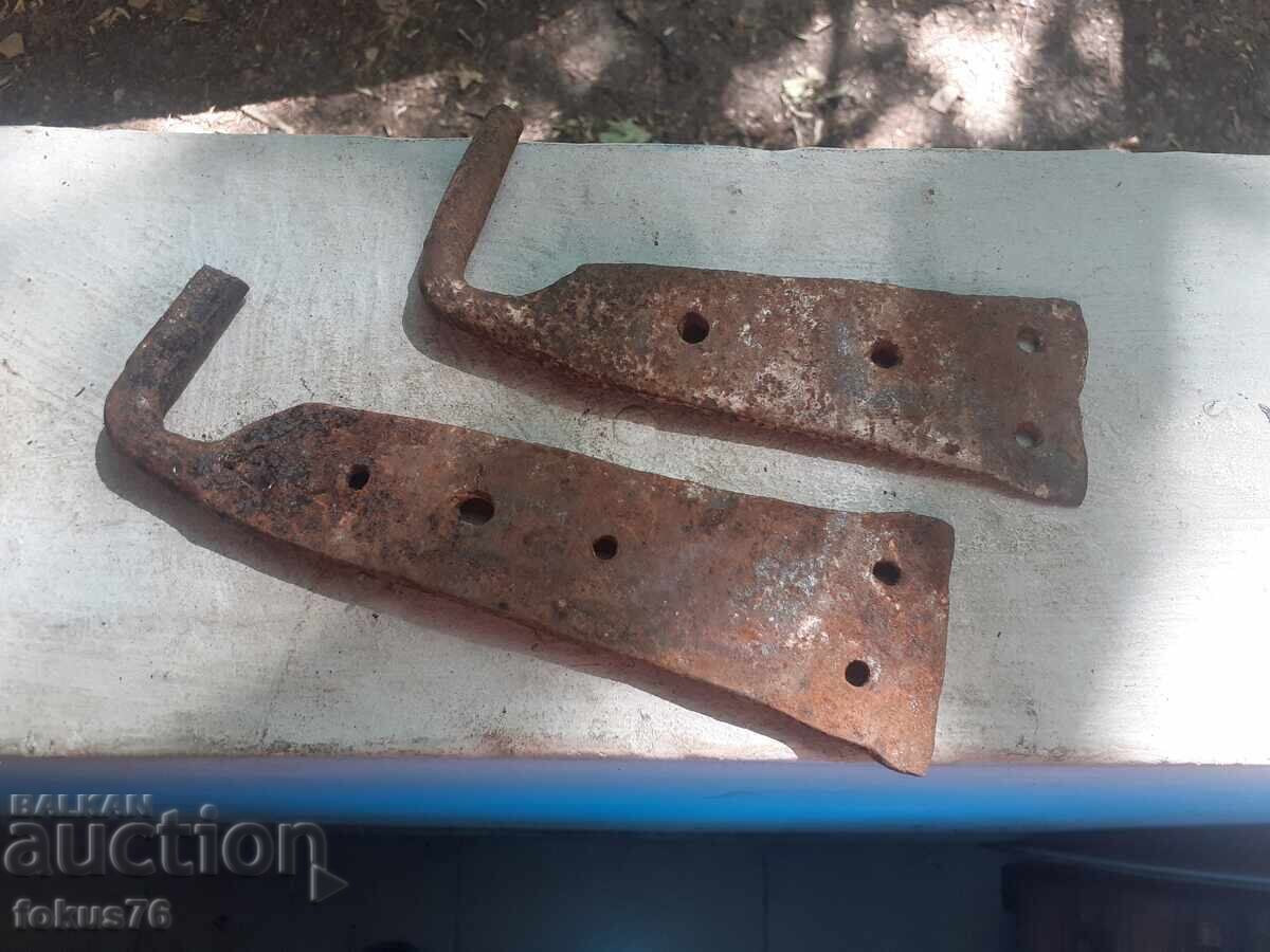 Δημοπρασία Παλιά σφυρήλατα μεντεσέδες για πόρτα