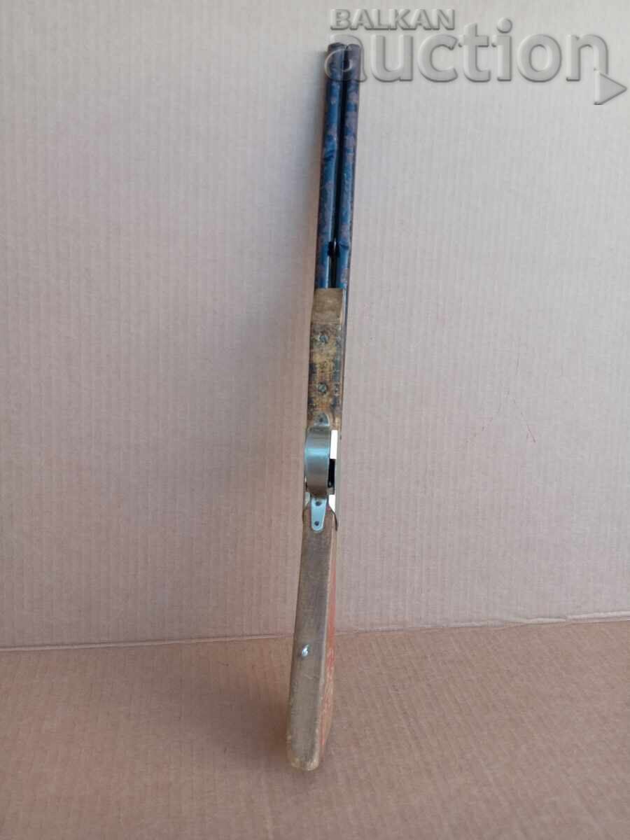 Auction  Hunting rifle tin toy 60s 70s