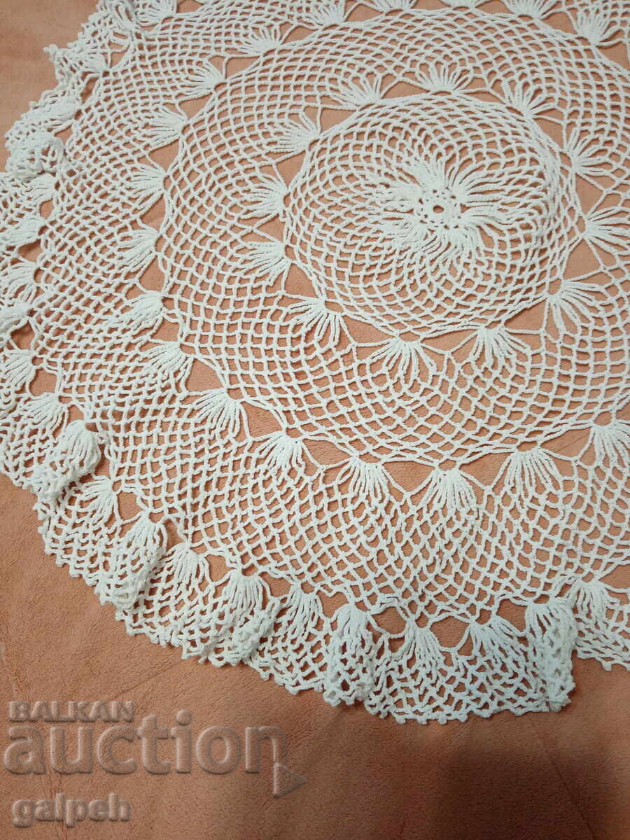 Delivery of Tablecloth, CROCHETED - diameter 75 cm