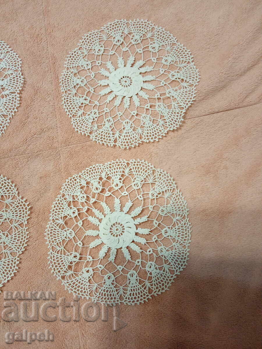 Auction  NAPKINS ON ONE HOOK - 4 pcs. - diameter 17 cm