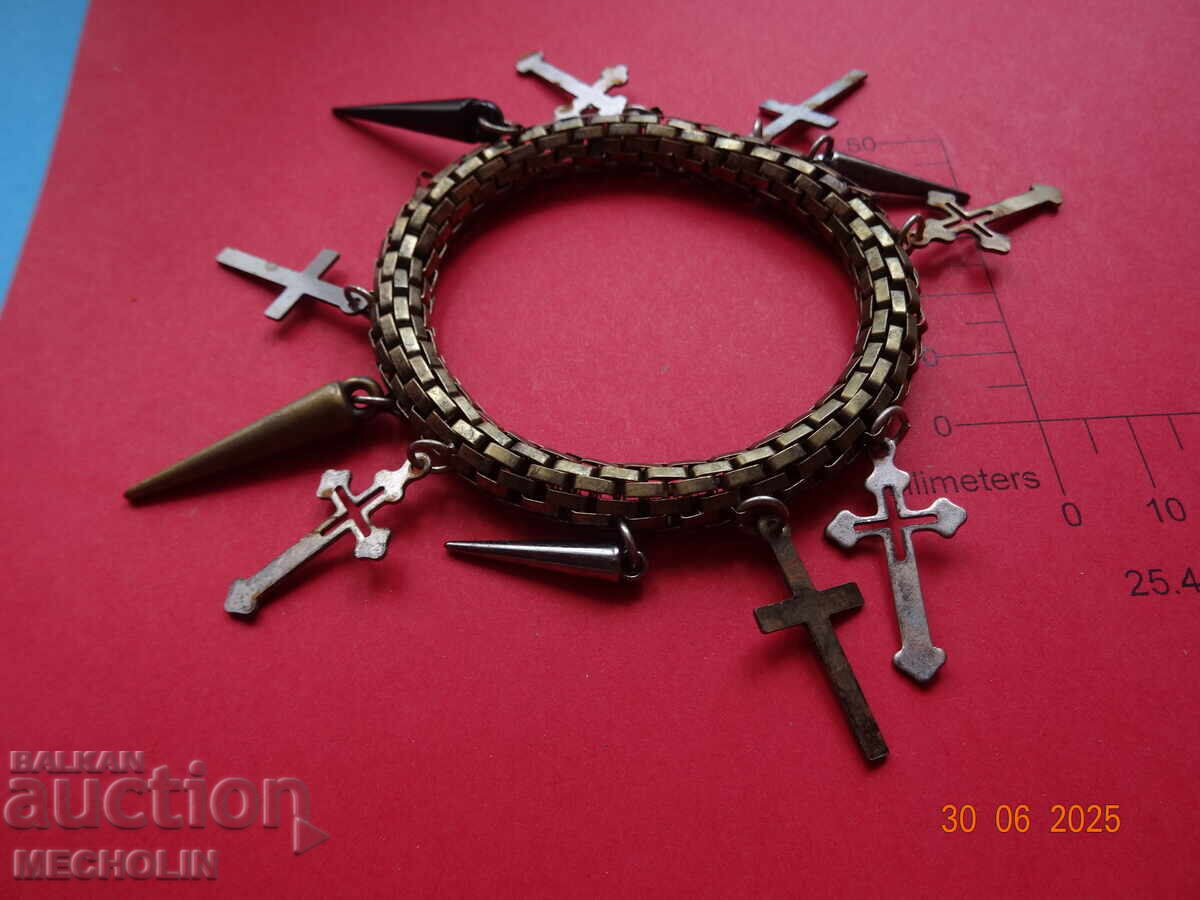 Παράδοση ΓΡΙΒΝΑ ΓΙΑ ΜΕΤΑΛΛΑΣ Παράδοση ΓΡΙΒΝΑ ΓΙΑ ΜΕΤΑΛΛΑΣ