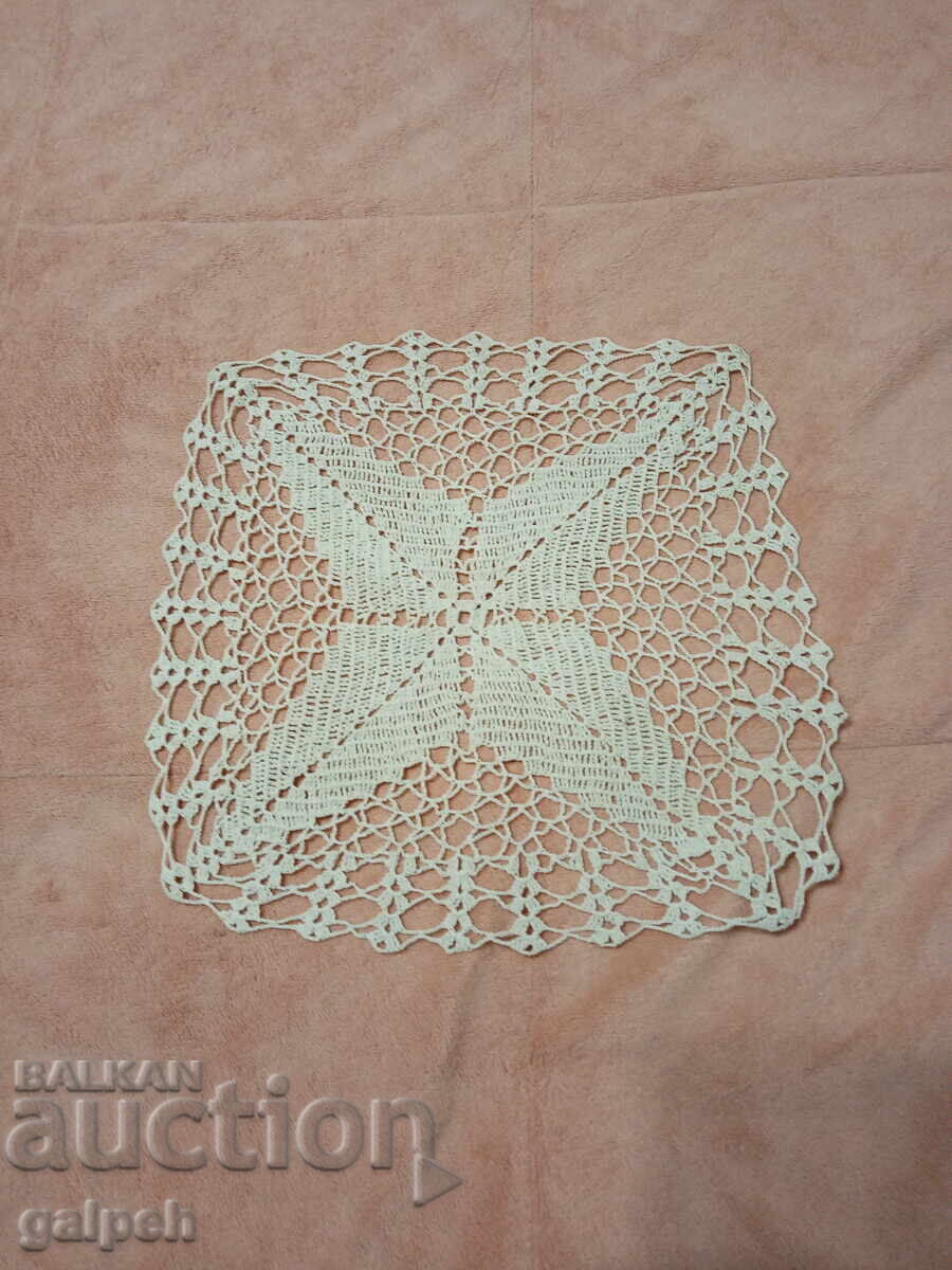 ȘERVETEL PE O SINGURĂ CROȘETĂ - 1 buc. - 32 pe 32 cm ȘERVETEL PE O SINGURĂ CROȘETĂ - 1 buc. - 32 pe 32 cm