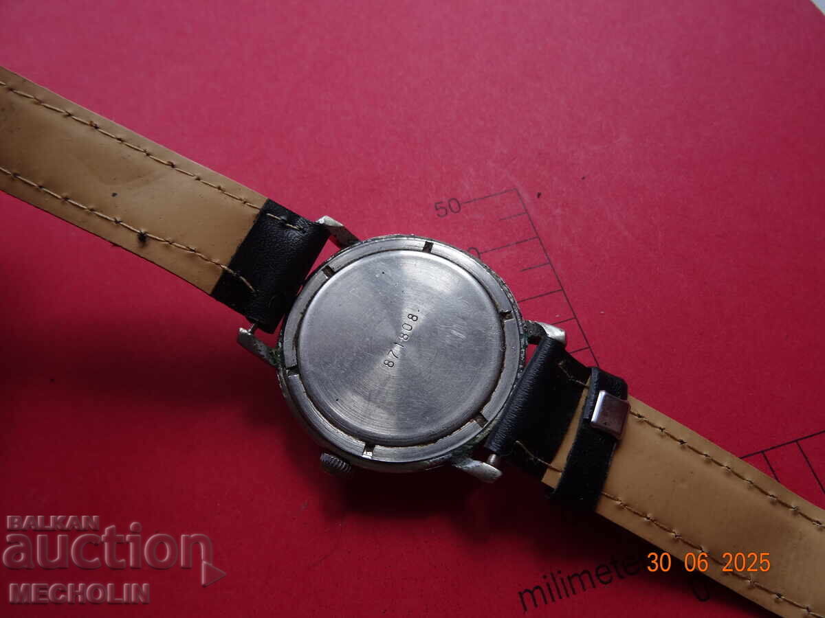 руски КОЛЕКЦИОНЕРСКИ ЧАСОВНИК ВОСТОК 3 - 5 руски КОЛЕКЦИОНЕРСКИ ЧАСОВНИК ВОСТОК 3 - 5