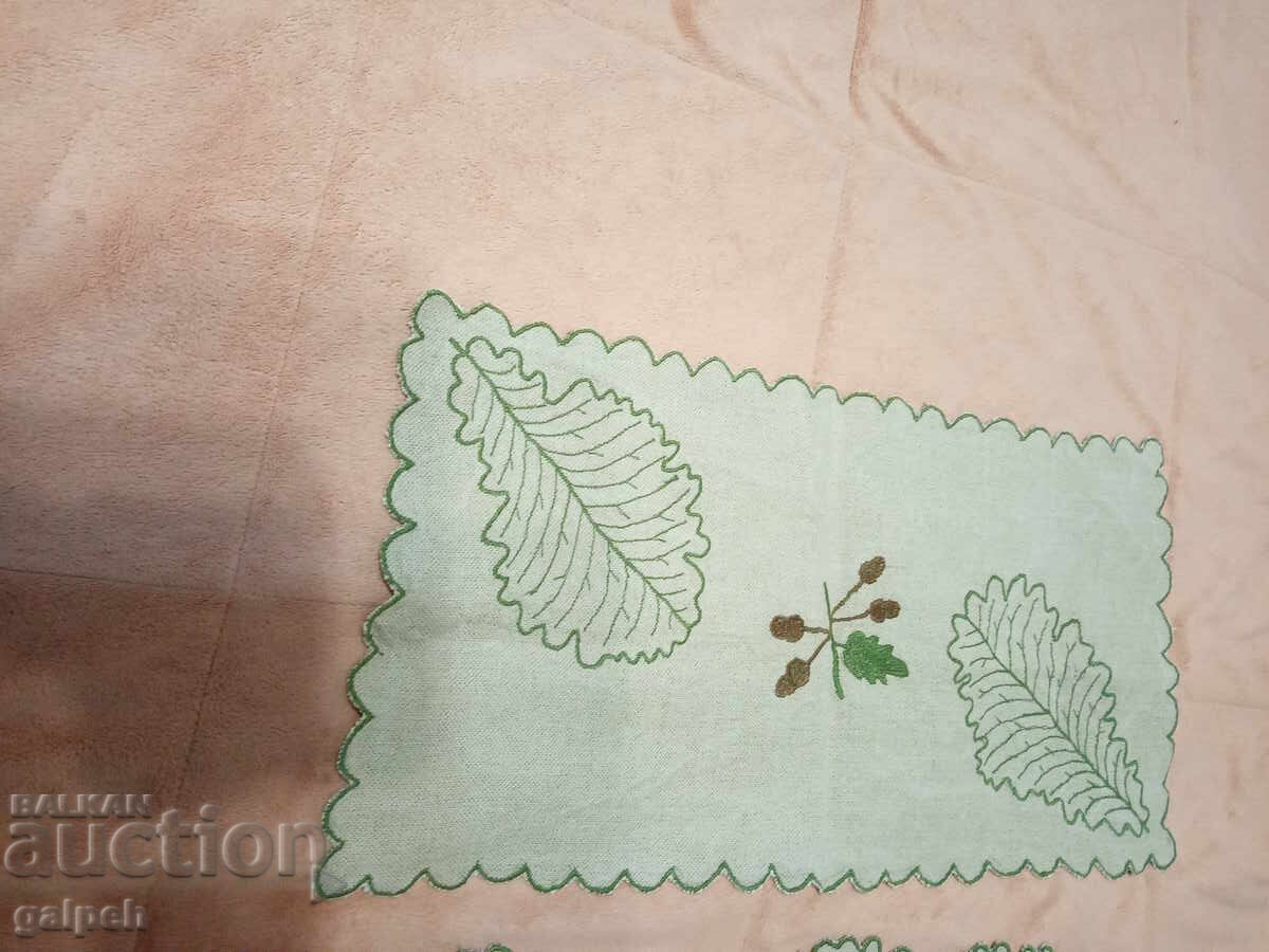 SET - SQUARE and NAPKINS - 3 pcs with price 11.00 BGN | € 5.62