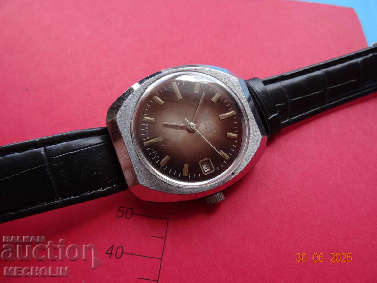 Ρωσικό ΣΥΛΛΕΚΤΙΚΟ ΡΟΛΟΪ POLJOT 6 με τιμή 45.00 BGN | € 23.01