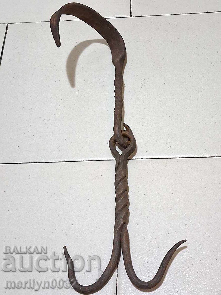 Αρχαίο σφυρήλατο άγκιστρο για κρέμασμα, διπλό γάντζο σφυρήλατο σίδερο με τιμή 48.00 BGN | € 24.54