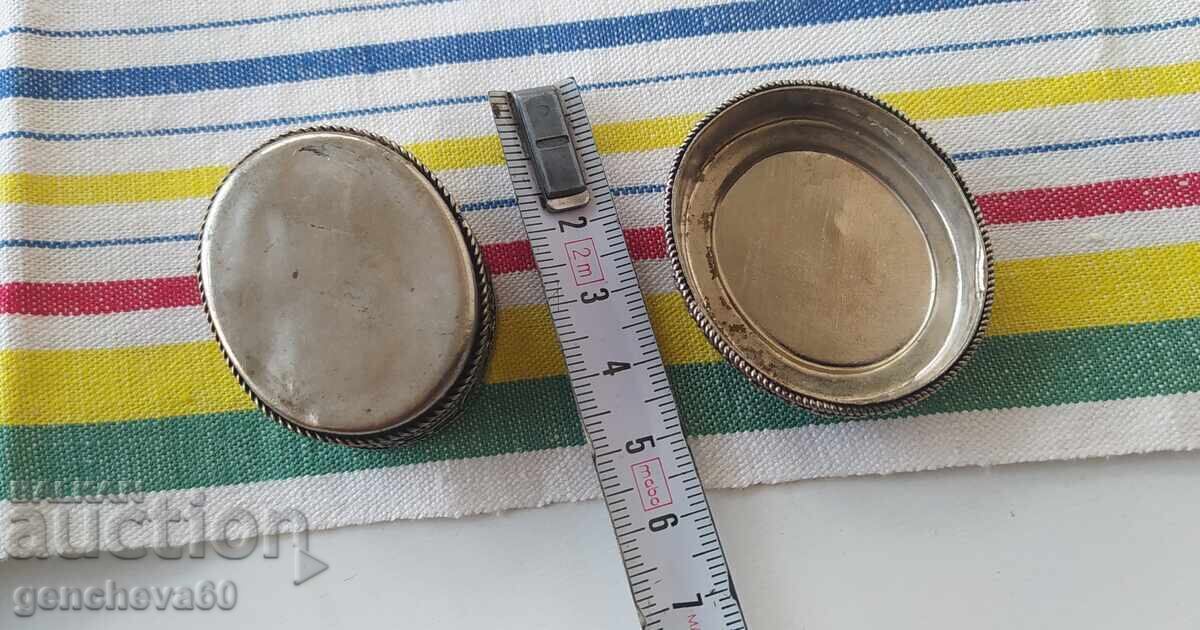 Παράδοση Αντίκα ασημένια φίλιγκρι κουτί με καμέο