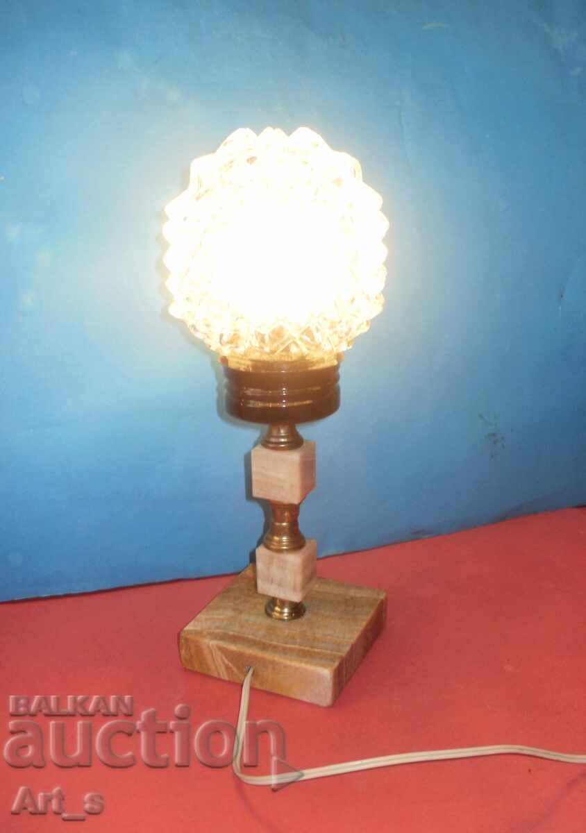 Стилна настолна винтидж мраморна лампа с глобус и h=35см - 5