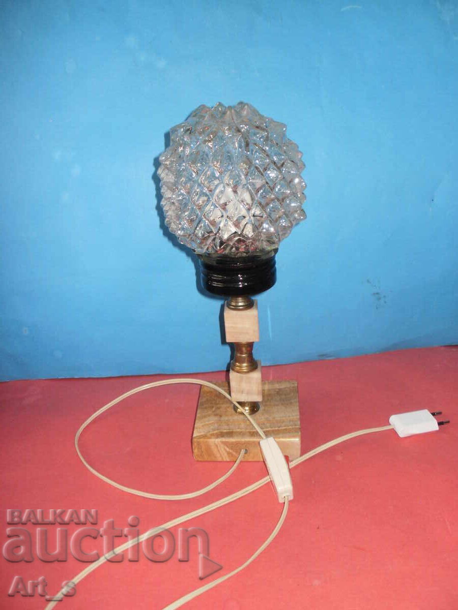 Стилна настолна винтидж мраморна лампа с глобус и h=35см - 6