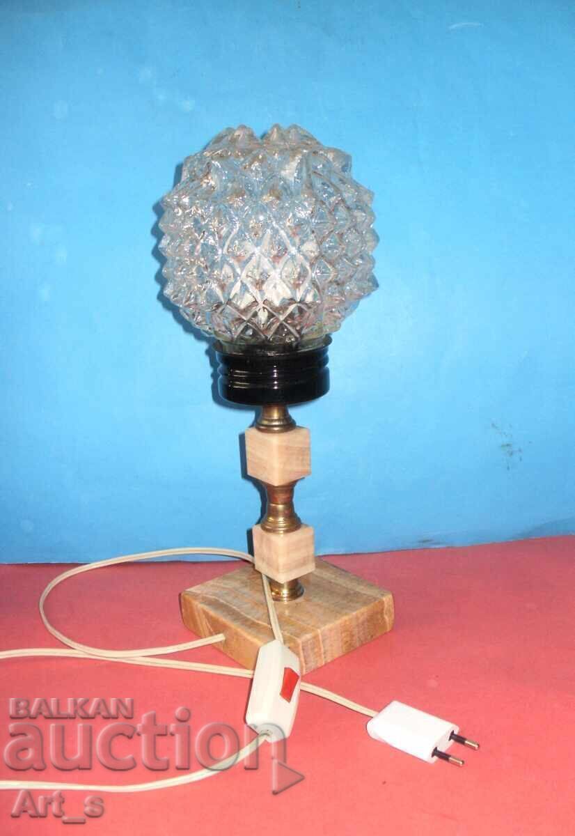 Стилна настолна винтидж мраморна лампа с глобус и h=35см