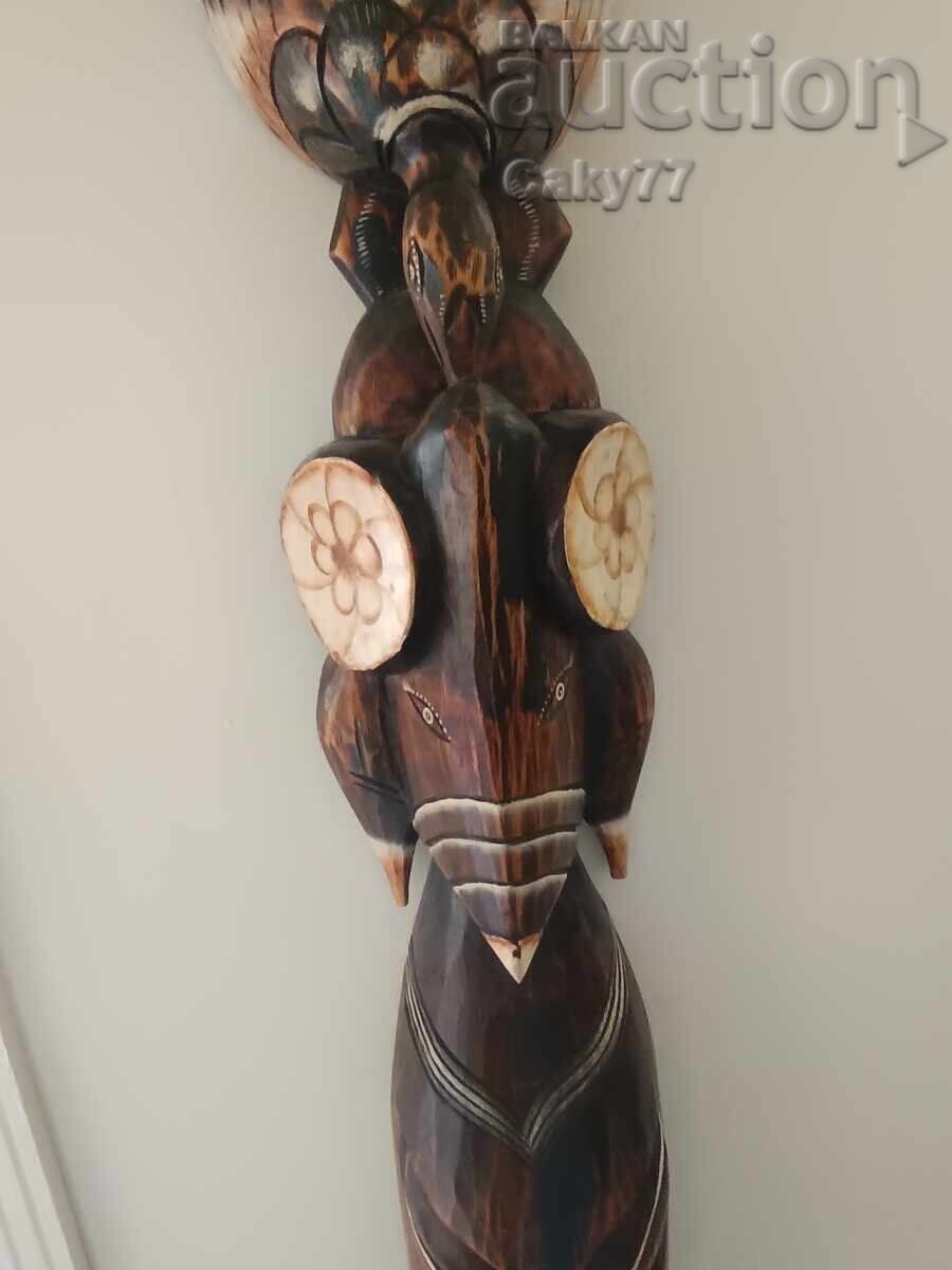 Аукцион Африканска маска.1 метър височина
