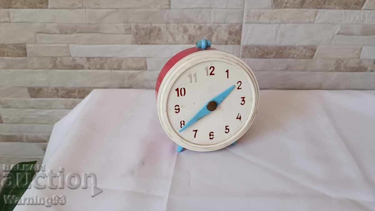 Ρολόι / Ξυπνητήρι - παιχνίδι από την σοσιαλιστική εποχή