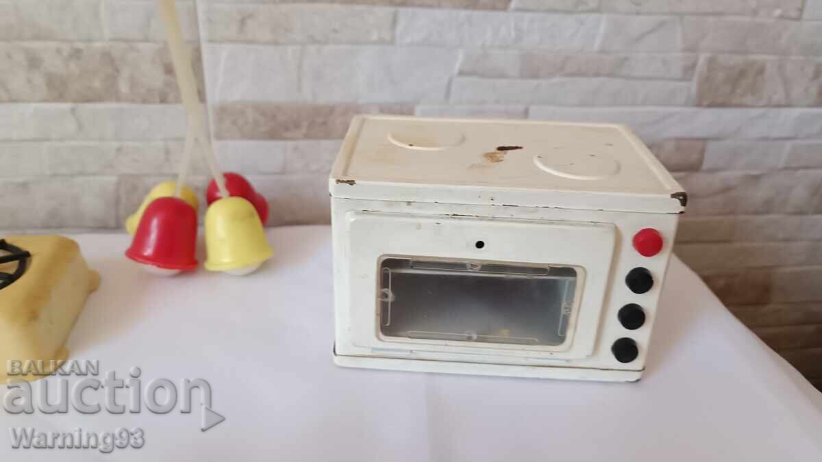 Auction  LOT of old toys from the socialist era - stove, hob, and more