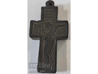 Veche cruce cu două fețe