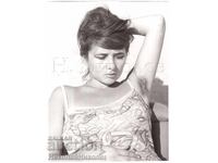 ΜΕΓΑΛΗ ΦΩΤΟΓΡΑΦΙΑ ΤΕΧΝΗΣ ΟΜΟΡΦΗ ΓΥΝΑΙΚΑ Ε095