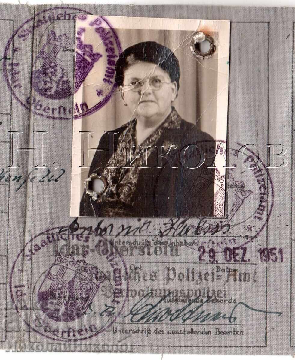 1951 ΠΑΛΙΑ ΤΑΥΤΟΤΗΤΑ ΔΙΑΒΑΤΗΡΙΟ ΓΕΡΜΑΝΙΑ ΟΔΓ Ε096 με τιμή 35.00 BGN | € 17.90