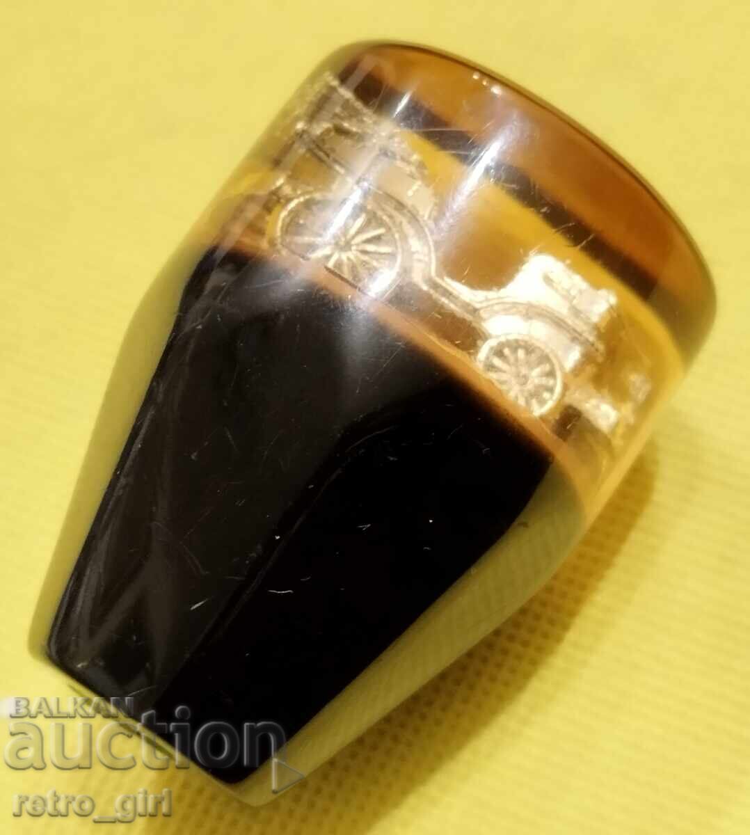 Παράδοση Παλιό κουμπί ταχυτήτων