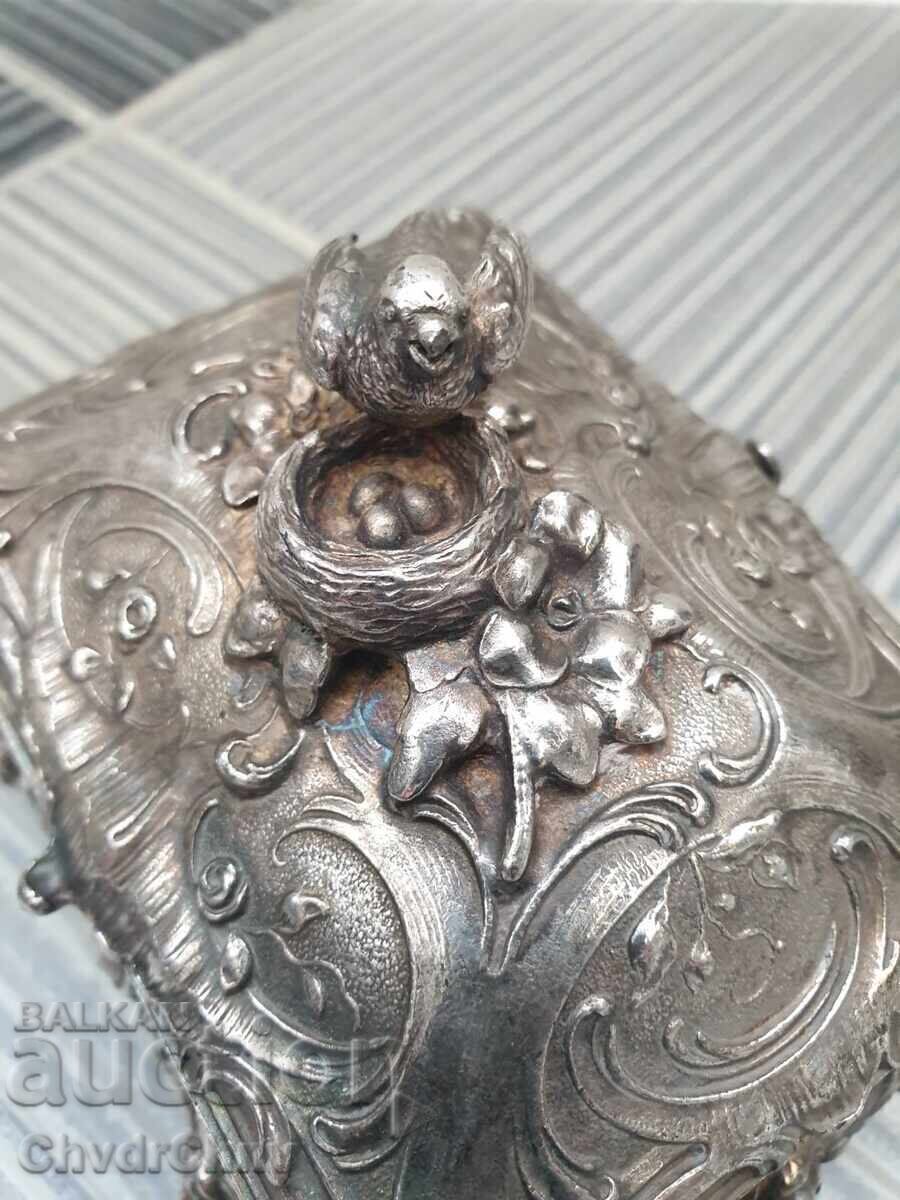 Μικρό παλιό ασημένιο κουτί κοσμημάτων WMF/ΒΜΦ κοσμηματοθήκη με τιμή € 400.00 | 782.33 BGN