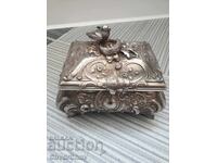 Mica cutie de bijuterii veche argintată WMF/VMF bijutieră