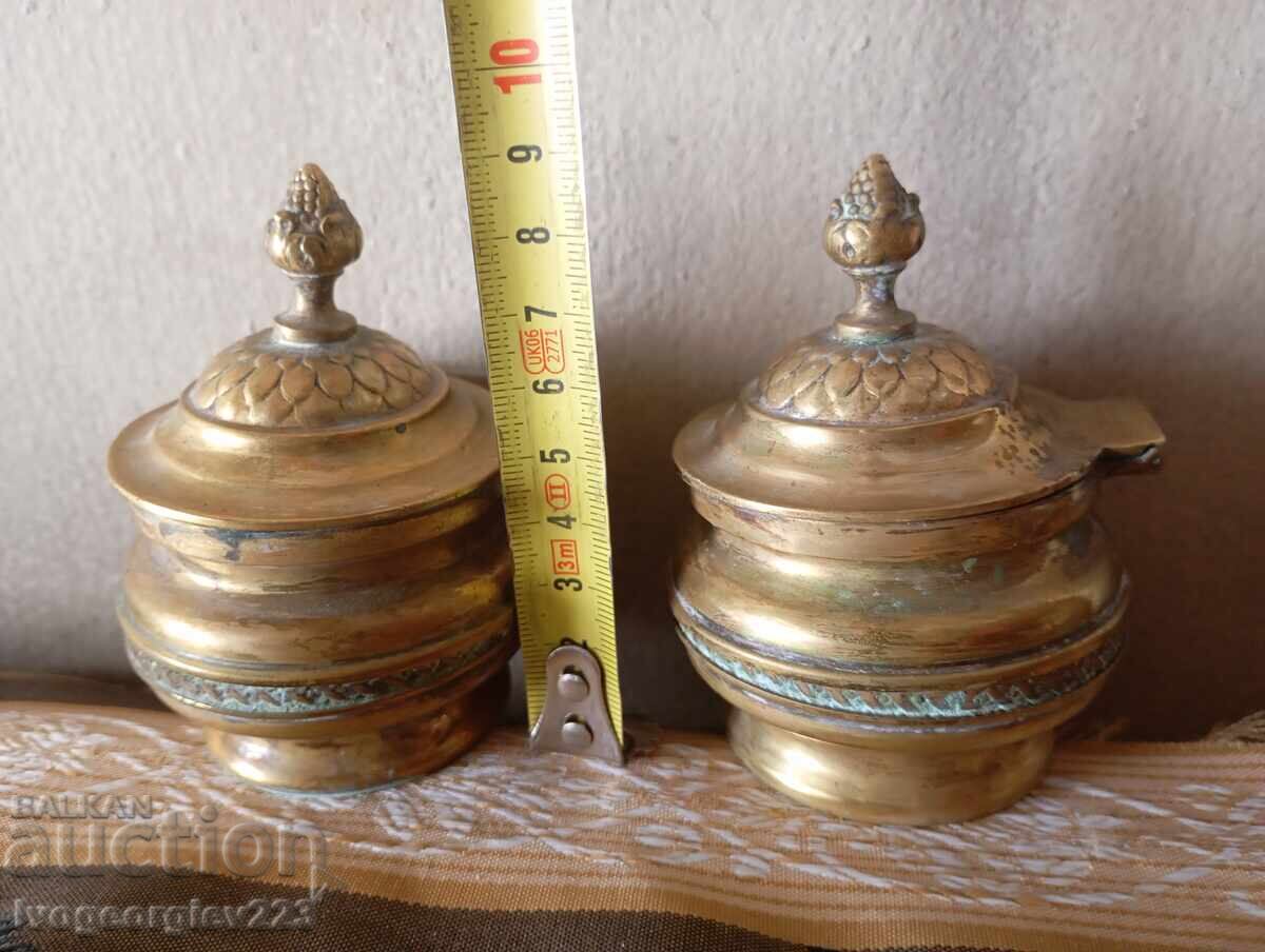 Două rezervoare pentru cerneală cu preț 52.00 BGN | € 26.59 Două rezervoare pentru cerneală cu preț 52.00 BGN | € 26.59