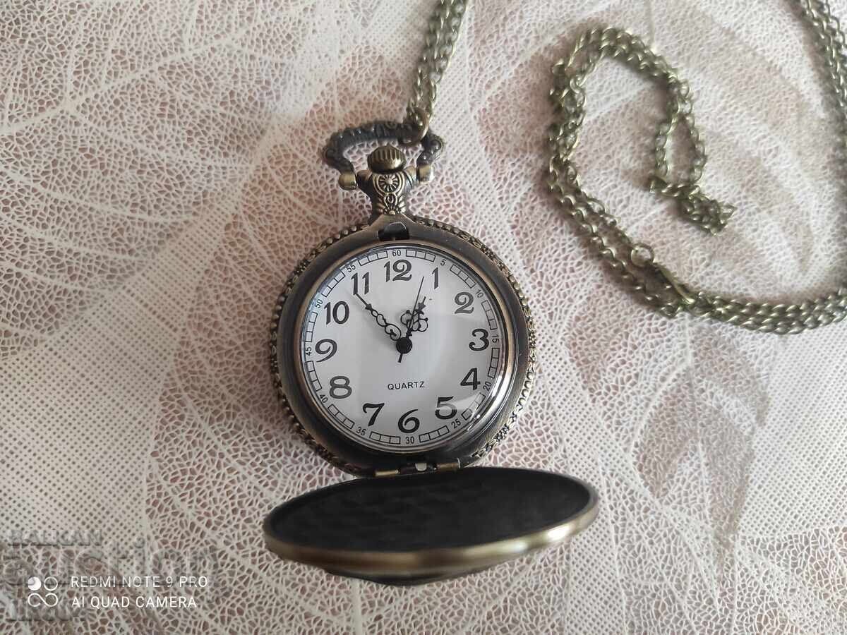 Αντίκα ρολόι τσέπης με τιμή 20.00 BGN | € 10.23 Αντίκα ρολόι τσέπης με τιμή 20.00 BGN | € 10.23