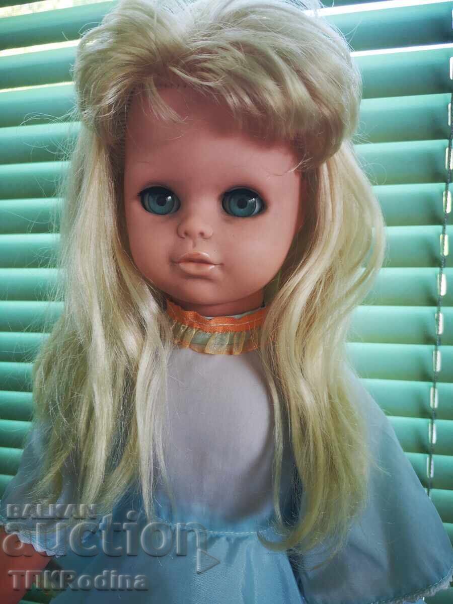 Păpușă veche, soc cu preț 20.00 BGN | € 10.23