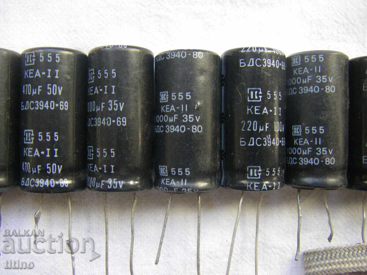 Auction  New electrolytic capacitors - 64 pieces