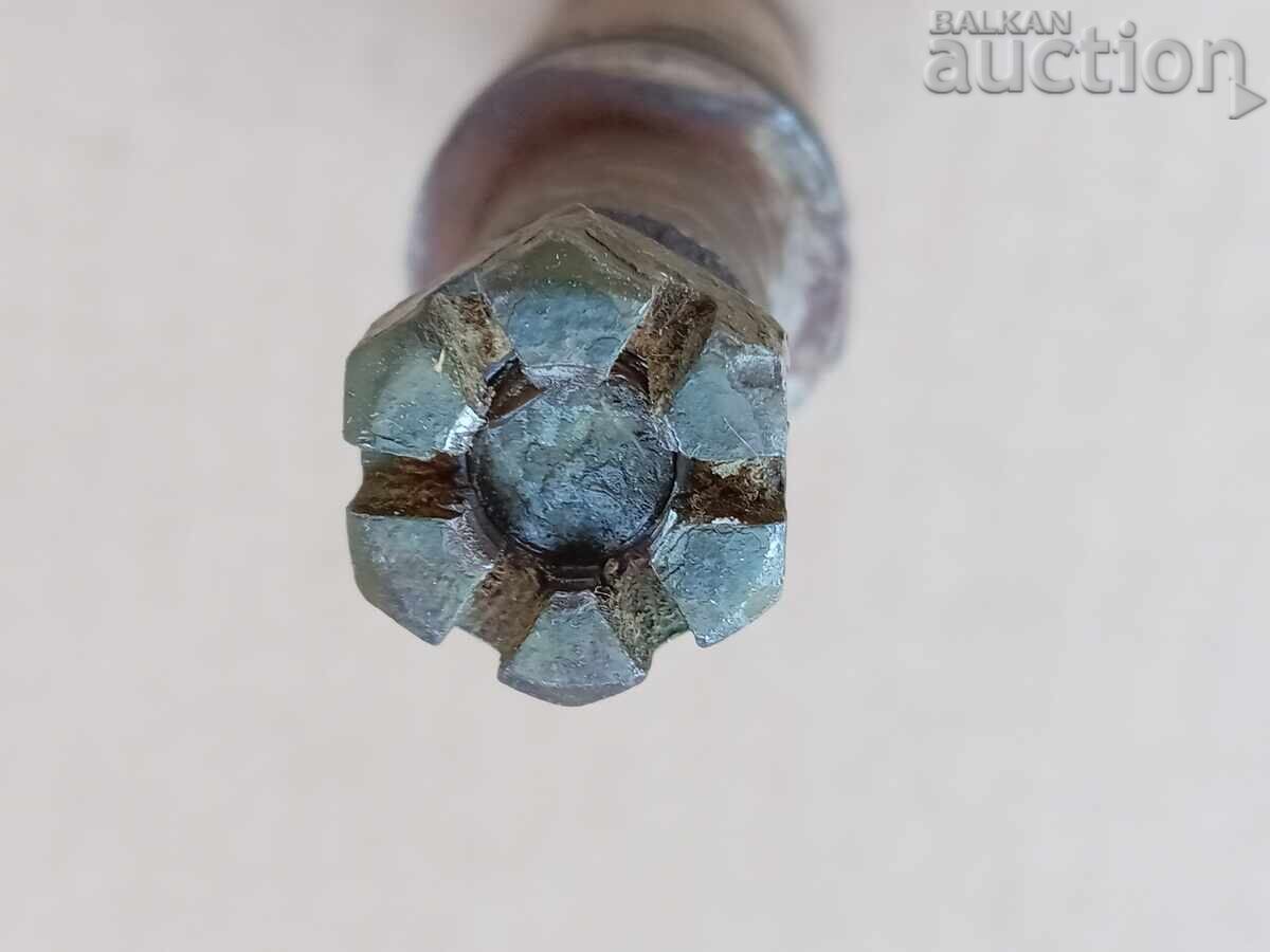 Mâner de tun german Zenith VERMACHT Al Doilea Război Mondial WW2 cu preț 31.00 BGN | € 15.85 Mâner de tun german Zenith VERMACHT Al Doilea Război Mondial WW2 cu preț 31.00 BGN | € 15.85