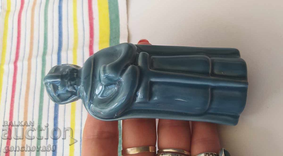 Licitație Figurină de porțelan cu soldat și sabie - marcaj