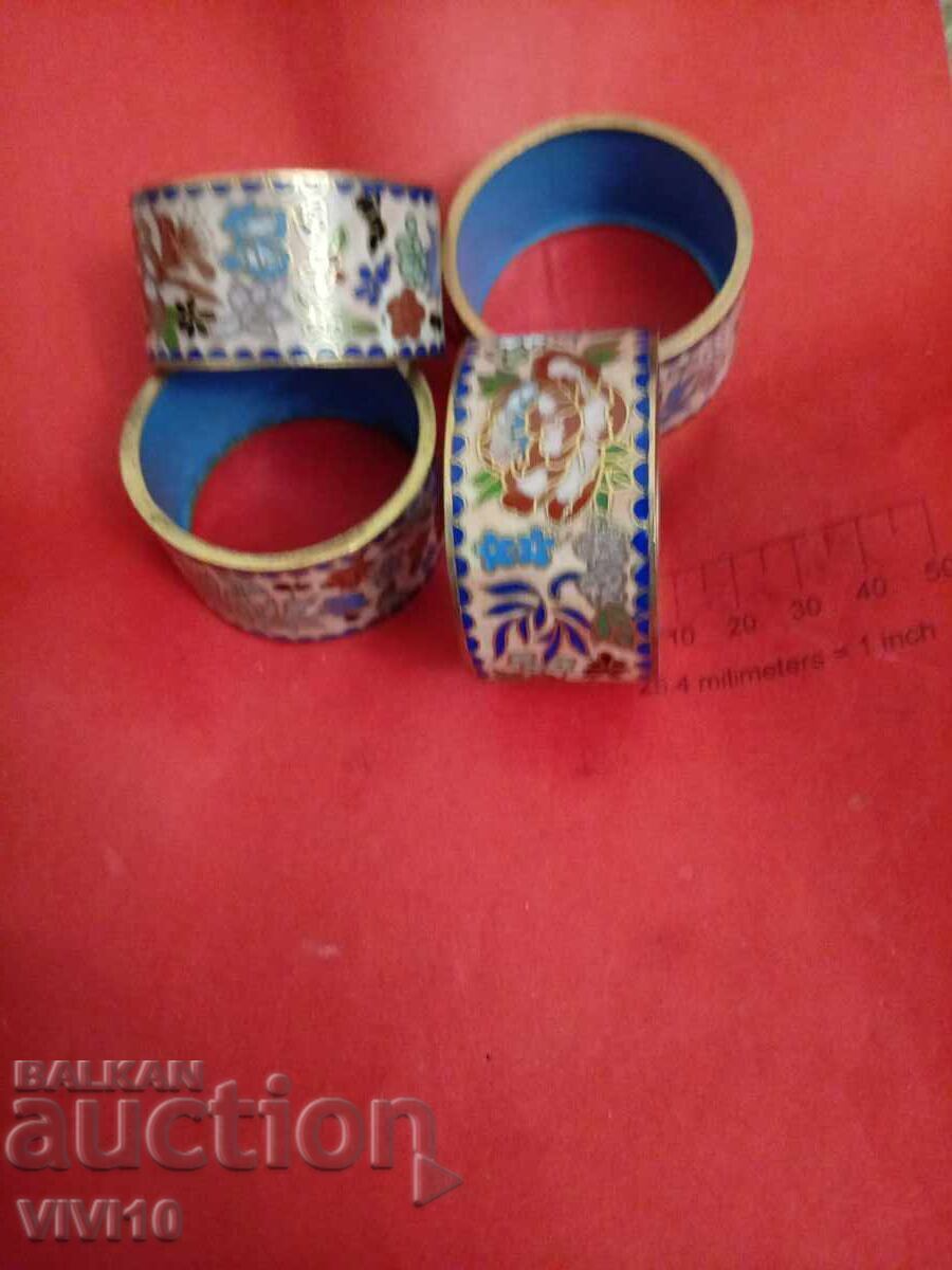 Antique napkin rings, clasps with price 60.00 BGN | € 30.68