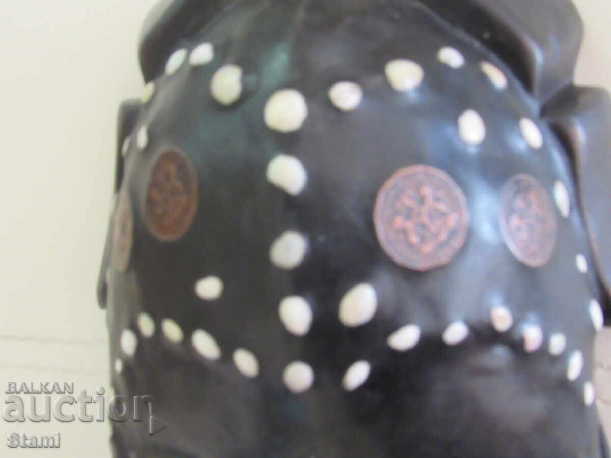 Доставка на Африканска маска с медни инкрустации-голяма