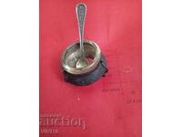 Старинен съд за хайвер