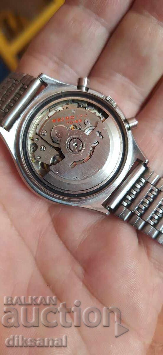 Seiko 7016-8001 Flyback Χρονογράφος με τιμή 870.00 BGN | € 444.82
