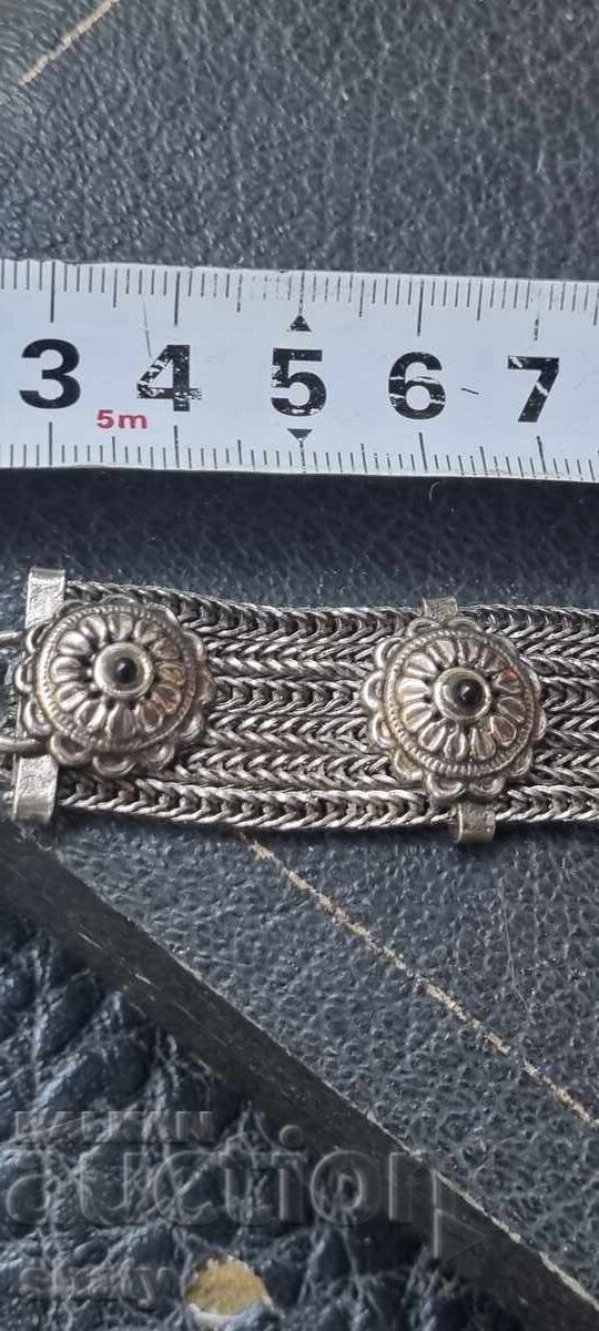 Brățară veche din safir. Bijuterie cu preț 65.00 BGN | € 33.23