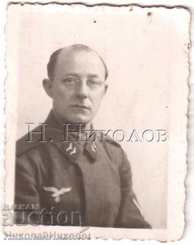 МАЛКА СНИМКА ГЕРМАНИЯ ЛУФТВАФЕ АВИАЦИЯ ВОЕНЕН ПИЛОТ Е106