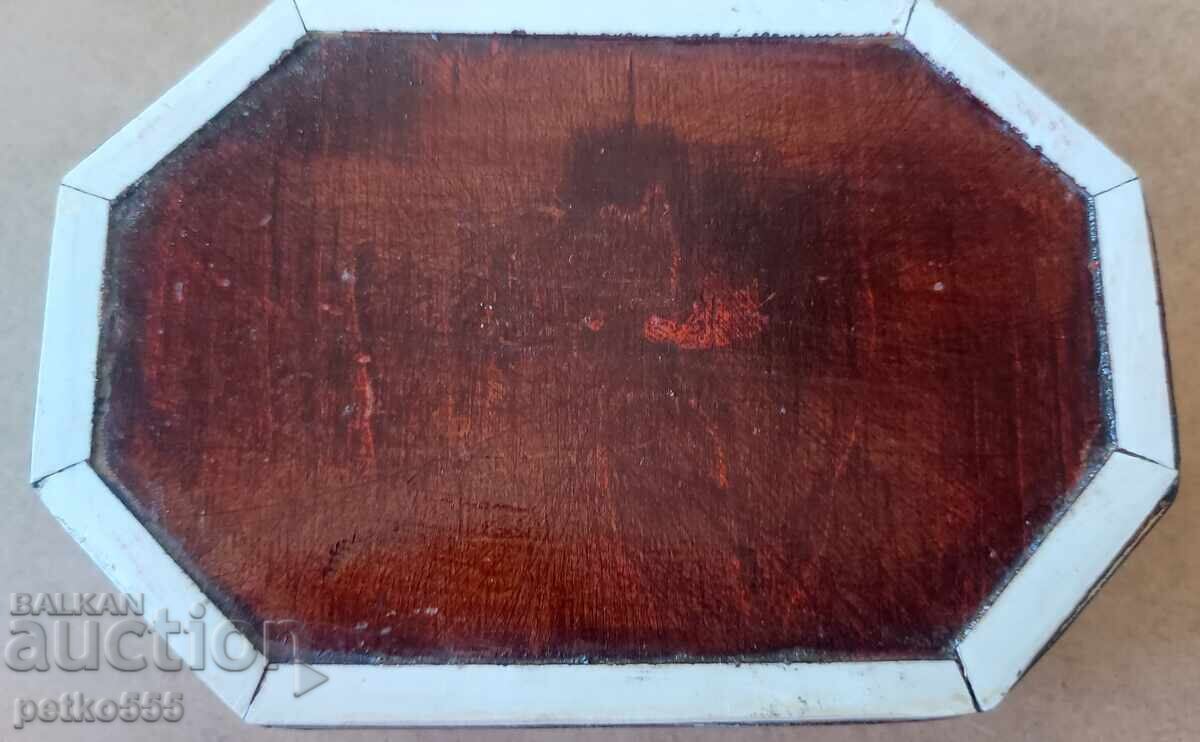 Livrarea Cutie veche de lemn pentru bijuterii sidef Intarsie