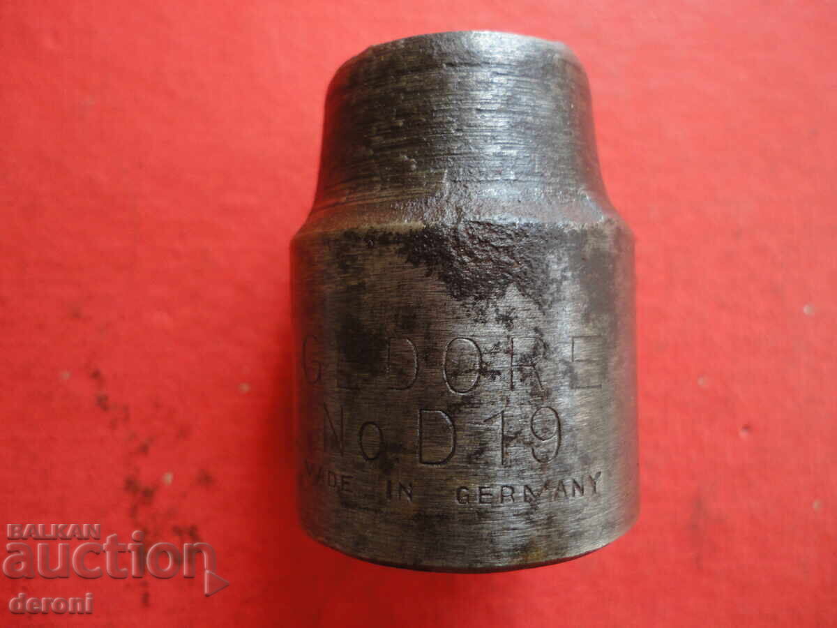 Cheie cu inserție de piatră originală Gedore 4 cu preț 10.00 BGN | € 5.11