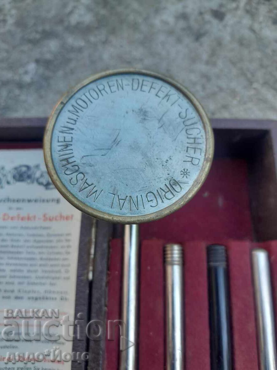 Old WWII device for defect detection in engines, machines, turbines, internal combustion engines with price 150.00 BGN | € 76.69
