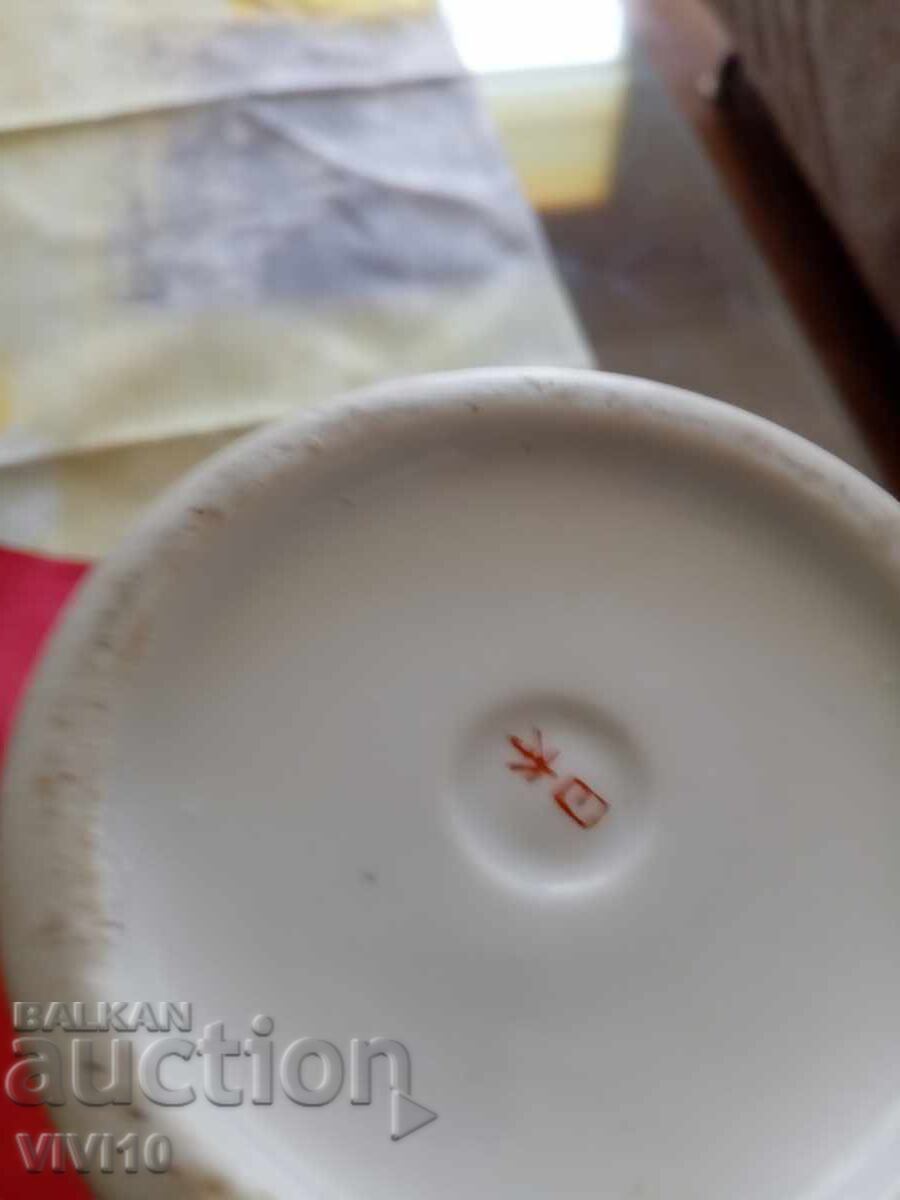 Delivery of Antique Satsuma vase 22cm