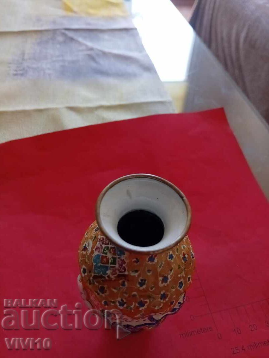 Licitație Vază veche email, bronz 10cm