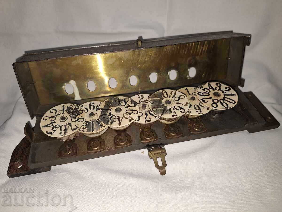 Доставка на Уникален уред брояч за парна машина--Schaffer&Budenberg--Buc Доставка на Уникален уред брояч за парна машина--Schaffer&Budenberg--Buc