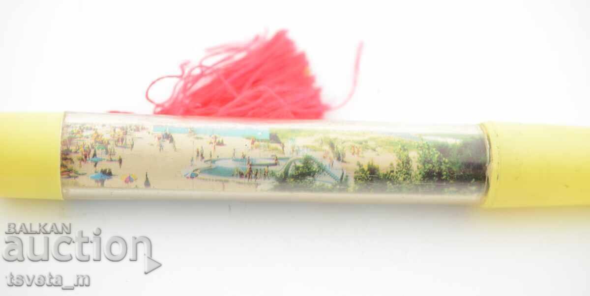 Pix publicitar mare Sunny Beach 1960 cu preț 15.00 BGN | € 7.67 Pix publicitar mare Sunny Beach 1960 cu preț 15.00 BGN | € 7.67