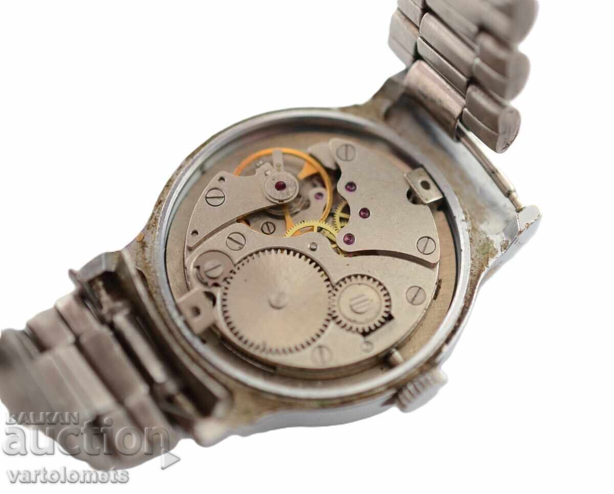 Auction  VICTORY USSR men's watch - works
