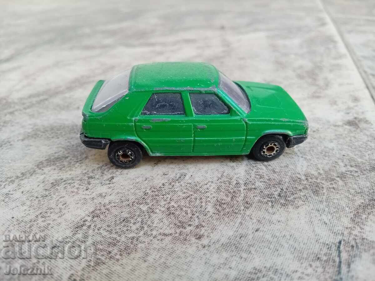 Renault 11 Matchbox Bulgaria /1985, 1:56 Rar!