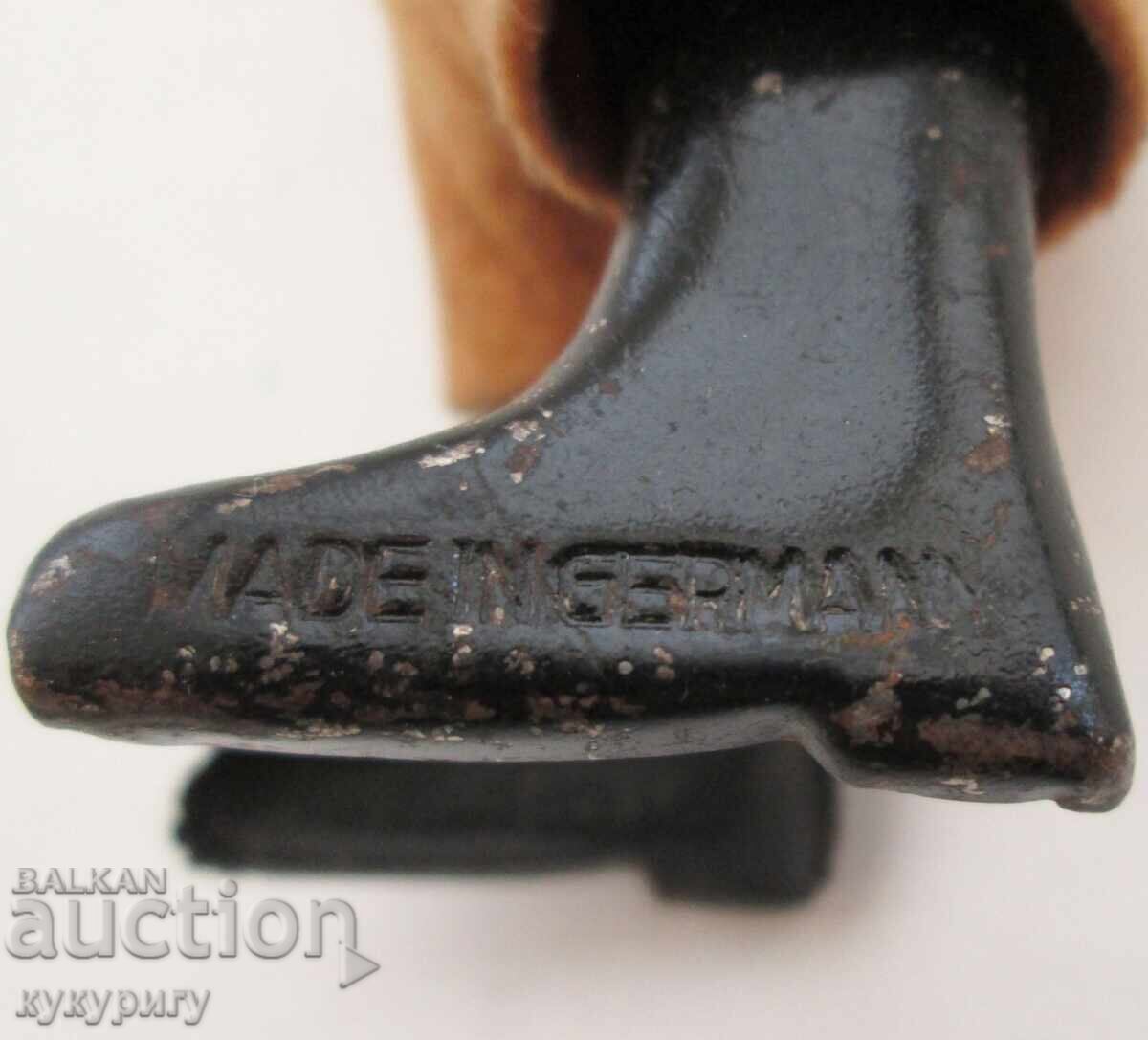 Παλιό μηχανικό παιχνίδι με κλειδί Schuco Γερμανία δεκαετία 1930 - 6 Παλιό μηχανικό παιχνίδι με κλειδί Schuco Γερμανία δεκαετία 1930 - 6