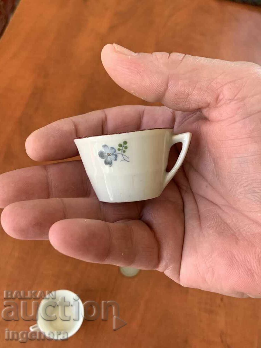 Delivery of PORCELAIN CUP MINI FOR HOT RAKIYA - 2 PCS. - MARKED Delivery of PORCELAIN CUP MINI FOR HOT RAKIYA - 2 PCS. - MARKED