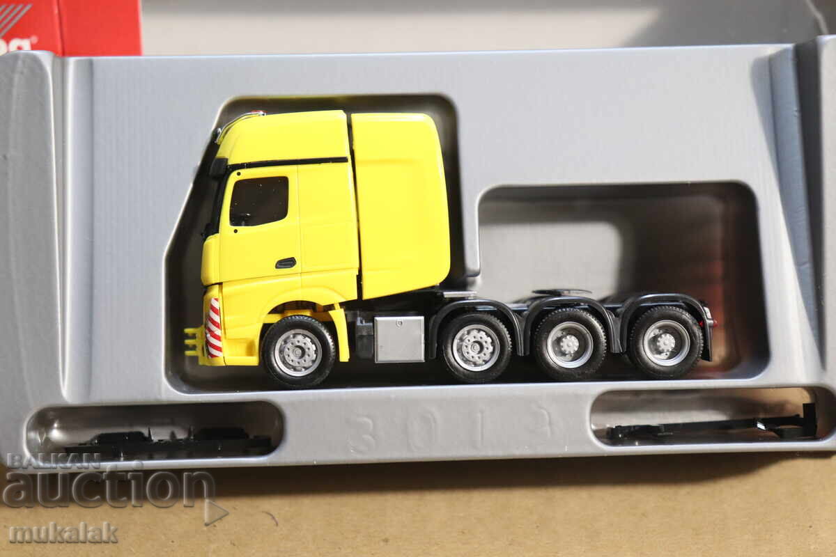 HERPA H0 1/87 MERCEDES ACTROS TRACTOR HEAVY DUTY MODEL with price 60.00 BGN | € 30.68