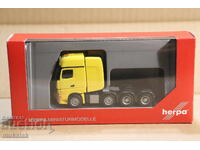 HERPA H0 1/87 MERCEDES ACTROS CAP TRACTOR MODEL
