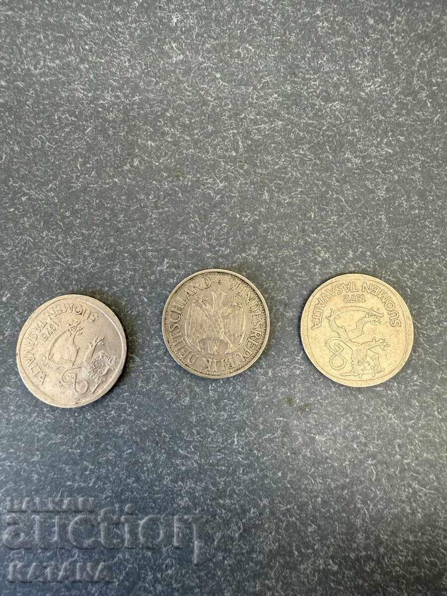 Марка лот 3 броя с цена 6.00 лв. | € 3.07 Марка лот 3 броя с цена 6.00 лв. | € 3.07